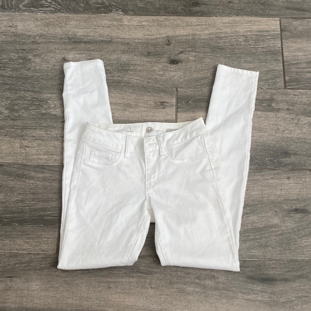 white jeggings